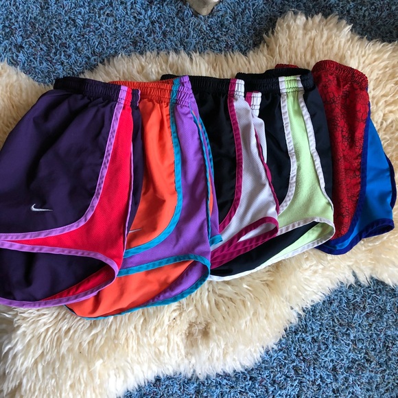 Nike Pants - Nike Women’s Dry Tempo Running Shorts